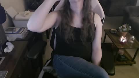 Snapshot of kait331 chatting on 03-09-25, 04:16 Camprincess331 online show from 03-09-25, 04:16