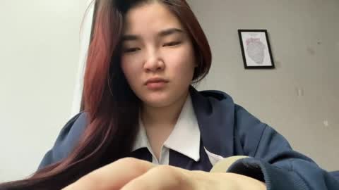 Sakura online show from 04-20-26, 01:03