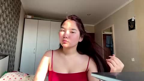 Sakura online show from 06-30-26, 12:39