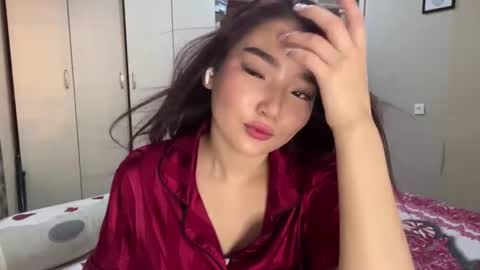 Sakura online show from 07-23-26, 02:04