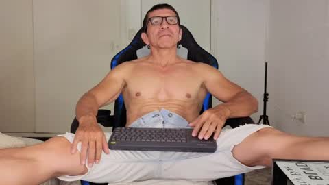 Kale   online show from 06-27-26, 02:05