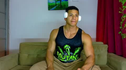 Snapshot of kale_tomson chatting on 08-03-26, 11:30 kale thomson online show from 08-03-26, 11:30