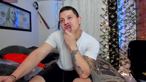 Snapshot of kaledd_musclee chatting on 01-18-25, 06:56 Kaledd musclees room Master online show from 01-18-25, 06:56