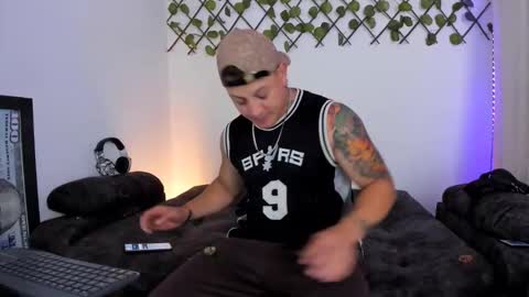 Snapshot of kaledd_musclee chatting on 09-19-25, 05:24 Kaledd musclees room Master online show from 09-19-25, 05:24