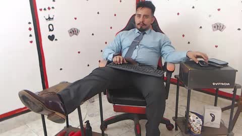 Snapshot of kalethbigdick88 chatting on 09-15-25, 07:36 Kaleth online show from 09-15-25, 07:36