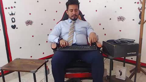 Snapshot of kalethbigdick88 chatting on 09-29-25, 01:00 Kaleth online show from 09-29-25, 01:00