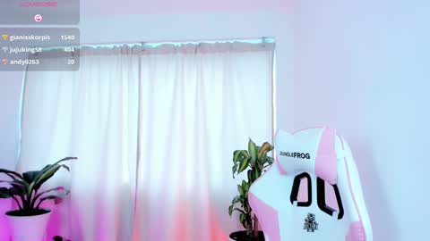 Kali Ka Please help me with your thumbs up its important   dont forget my birthday on October 26 online show from 03-12-25, 04:46