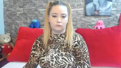 kalindahot online show from 11-23-25, 06:41