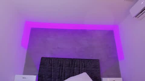 Carolina   online show from 01-13-25, 05:33