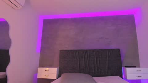 Carolina   online show from 02-06-25, 06:35