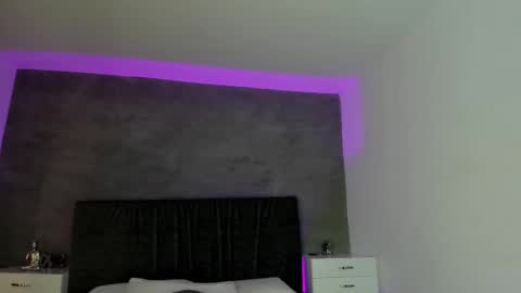 Carolina   online show from 03-09-25, 02:54