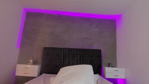 Carolina   online show from 03-12-25, 11:33