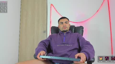 K A L I online show from 06-19-26, 07:34