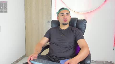 K A L I online show from 07-24-26, 07:50