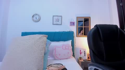 Snapshot of kam_lopez chatting on 08-01-26, 10:41 Kamilalopez online show from 08-01-26, 10:41