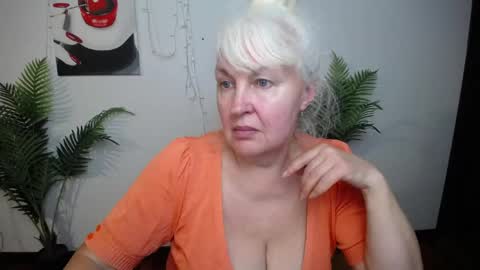 Snapshot of kamaliasim chatting on 05-19-26, 06:36 KamaliaSim online show from 05-19-26, 06:36