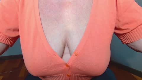 Snapshot of kamaliasim chatting on 05-29-26, 06:50 KamaliaSim online show from 05-29-26, 06:50