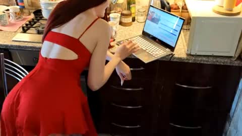 Kamila online show from 04-15-26, 02:24