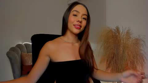 Kamila Monroe online show from 12-23-25, 03:15