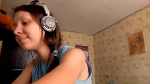 Mari  Simmons online show from 09-17-25, 08:05