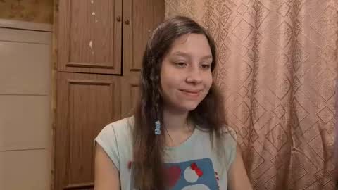 Mari  Simmons online show from 11-05-25, 02:22