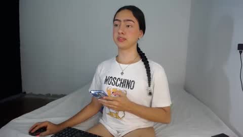 Snapshot of kammi_candy chatting on 03-14-26, 01:44 -- kammi -- online show from 03-14-26, 01:44