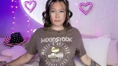 Snapshot of kamrynmarie69 chatting on 06-21-26, 01:19 kamrynmarie69 online show from 06-21-26, 01:19