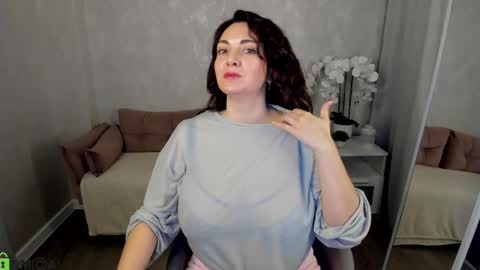 Snapshot of kandy_balls chatting on 12-17-25, 10:27 kandy_balls online show from 12-17-25, 10:27