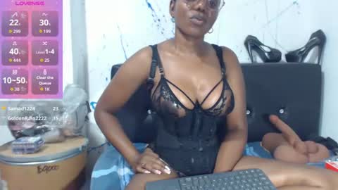 Paola online show from 07-23-26, 01:58