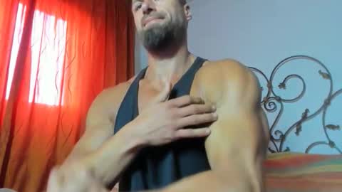 Snapshot of kanegriffin26 chatting on 05-02-26, 12:21 Kane OF strongkane online show from 05-02-26, 12:21