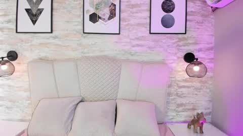 Snapshot of kanna02 chatting on 09-18-25, 07:05 Kanna online show from 09-18-25, 07:05