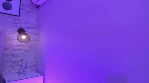 Snapshot of kanna02 chatting on 10-31-25, 10:05 Kanna online show from 10-31-25, 10:05