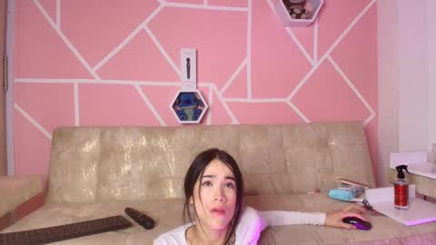 kaoriille online show from 02-13-25, 10:44