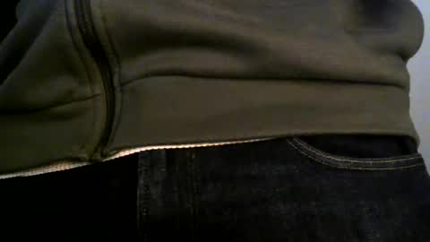 Robbie online show from 12-21-24, 03:53