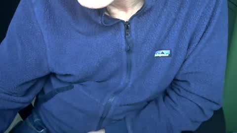 Robbie online show from 12-26-24, 01:10