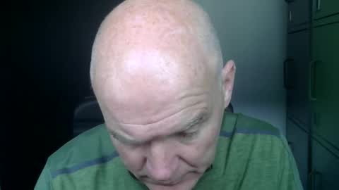 Robbie online show from 11-05-25, 10:59