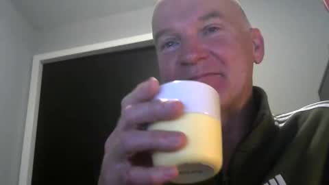 Robbie online show from 11-24-25, 06:13