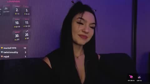 kara_life online show from 10-24-25, 01:35