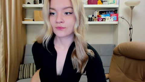 Kara. Off from 15th till 24th of December online show from 12-08-24, 01:24