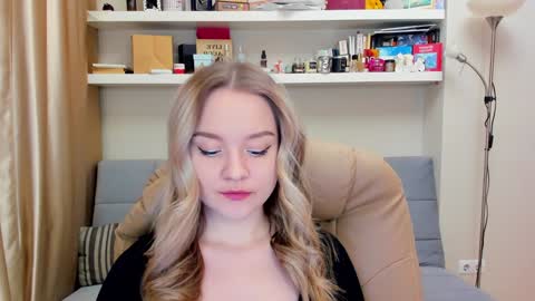 Kara. Off from 15th till 24th of December online show from 01-12-25, 10:22