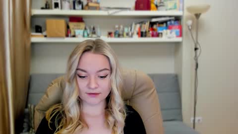 Kara. Off from 15th till 24th of December online show from 10-22-25, 10:53