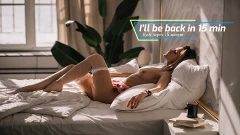 Snapshot of karamelsw chatting on 01-31-25, 02:04 Julia online show from 01-31-25, 02:04