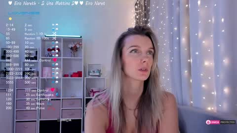 Snapshot of karamelsw chatting on 02-01-25, 02:47 Julia online show from 02-01-25, 02:47