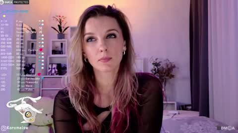 Snapshot of karamelsw chatting on 09-25-25, 10:24 Julia online show from 09-25-25, 10:24