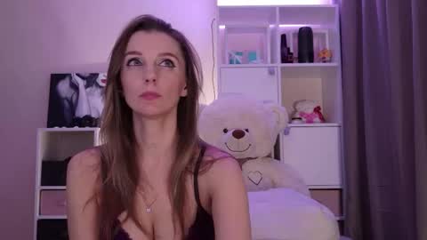 Snapshot of karamelsw chatting on 03-15-26, 10:27 Julia online show from 03-15-26, 10:27