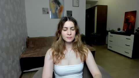 Snapshot of karawill chatting on 10-23-25, 07:12 KaraWill online show from 10-23-25, 07:12