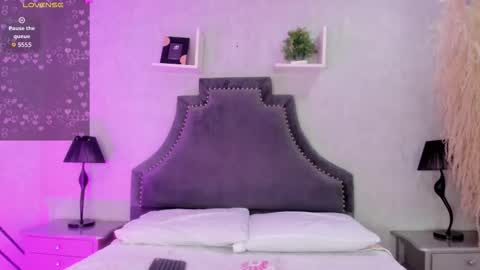 Snapshot of karelymitchel chatting on 03-13-26, 01:18 Karely online show from 03-13-26, 01:18