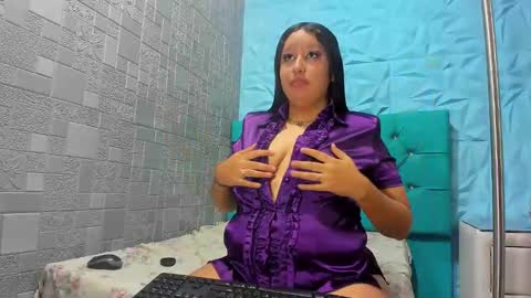 kari_daka online show from 02-08-25, 11:24