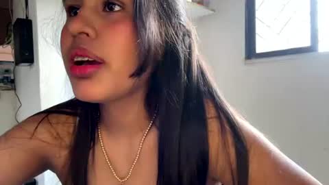 kariina candy and fox online show from 06-17-26, 04:41