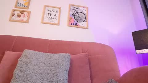 Snapshot of karina2smith chatting on 02-15-26, 06:59 karina online show from 02-15-26, 06:59